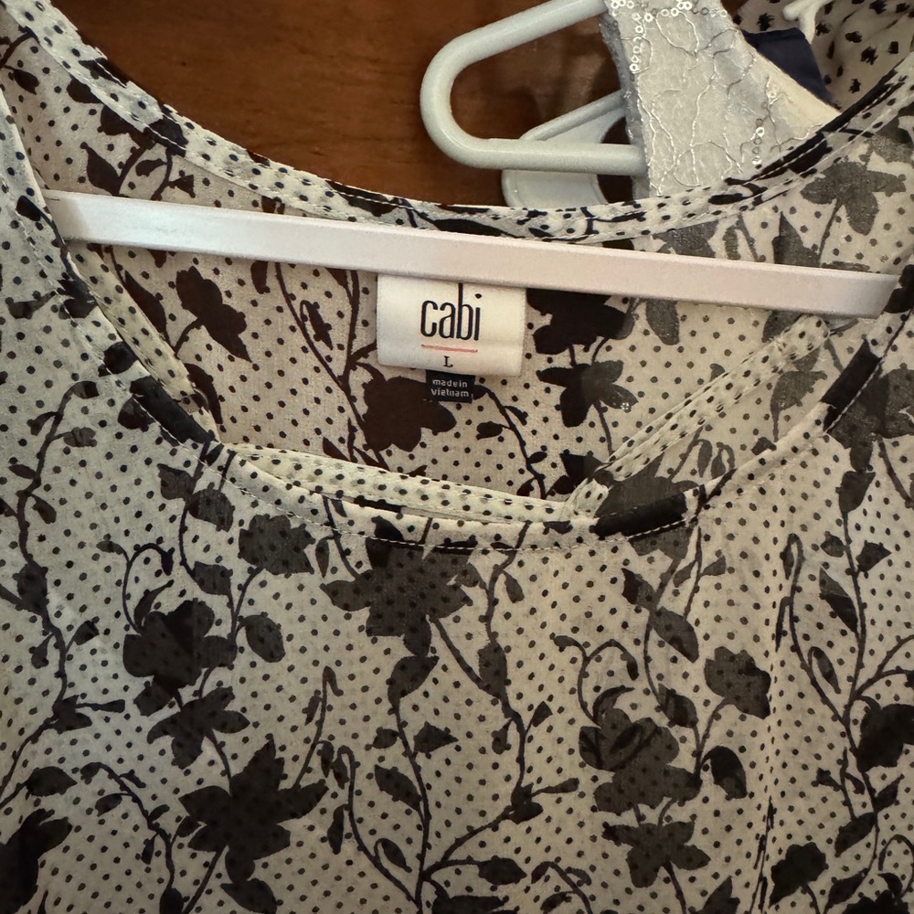 CAbi Everything Top - Picture 2 of 5